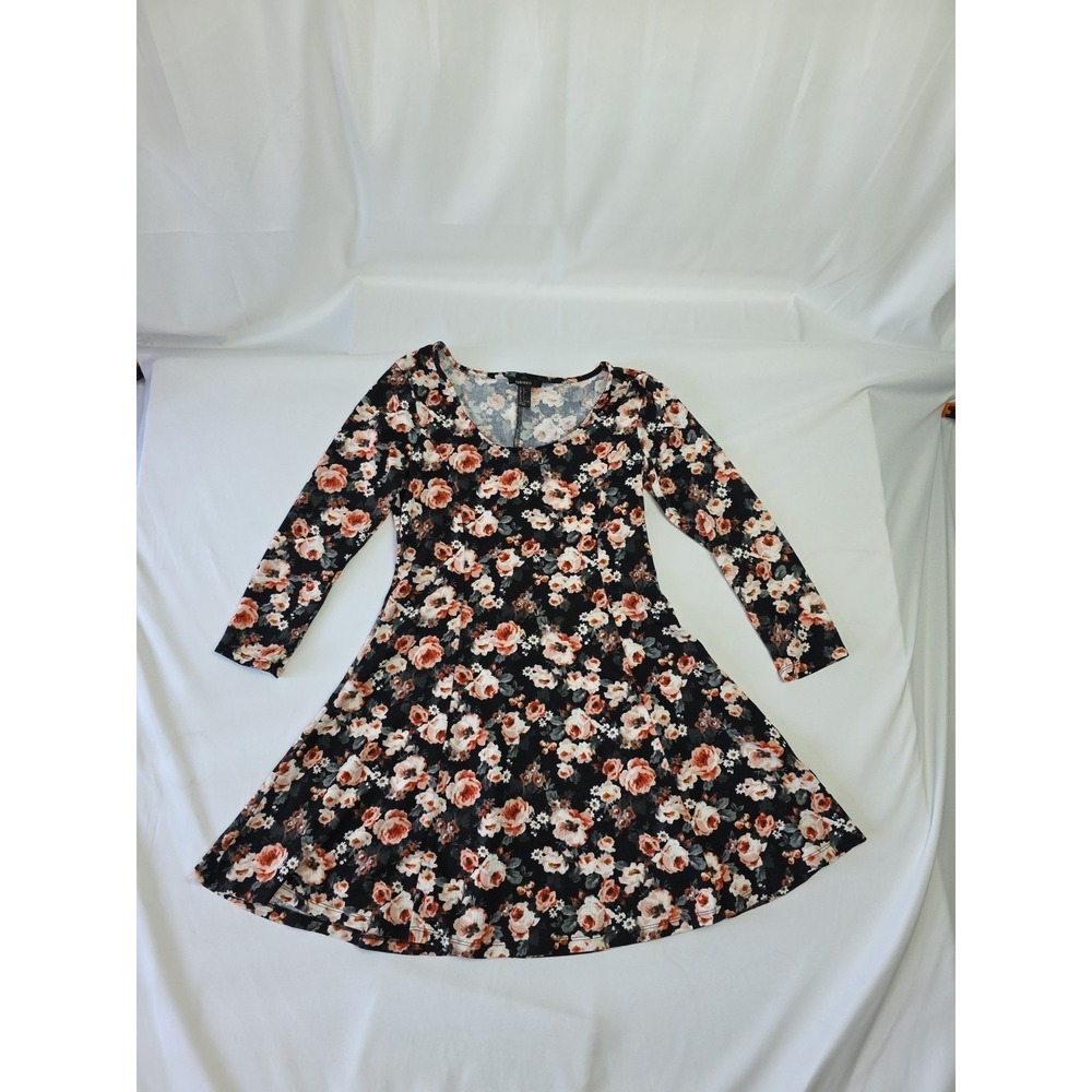 FOREVER 21 Women's Floral Fit & Flare Dress Long Sleeve Size Large Black Red